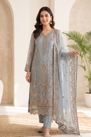 Pakistani Women’s Embroidered Kurta Set with Matching Dupatta